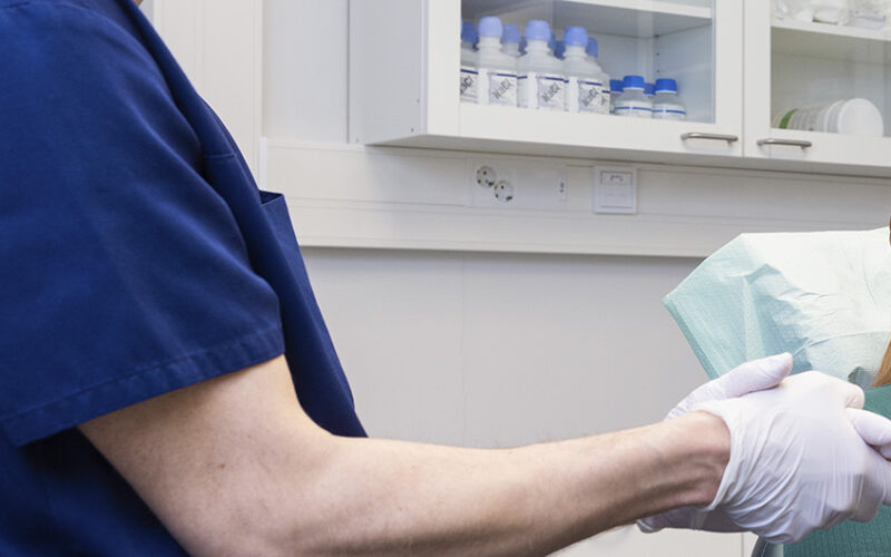 A student at an oral health appointment.